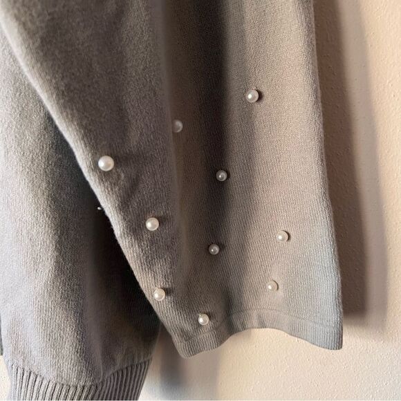 Attitudes by Renee Grey Pearl Embellished Hooded Sweater - Picture 3 of 9